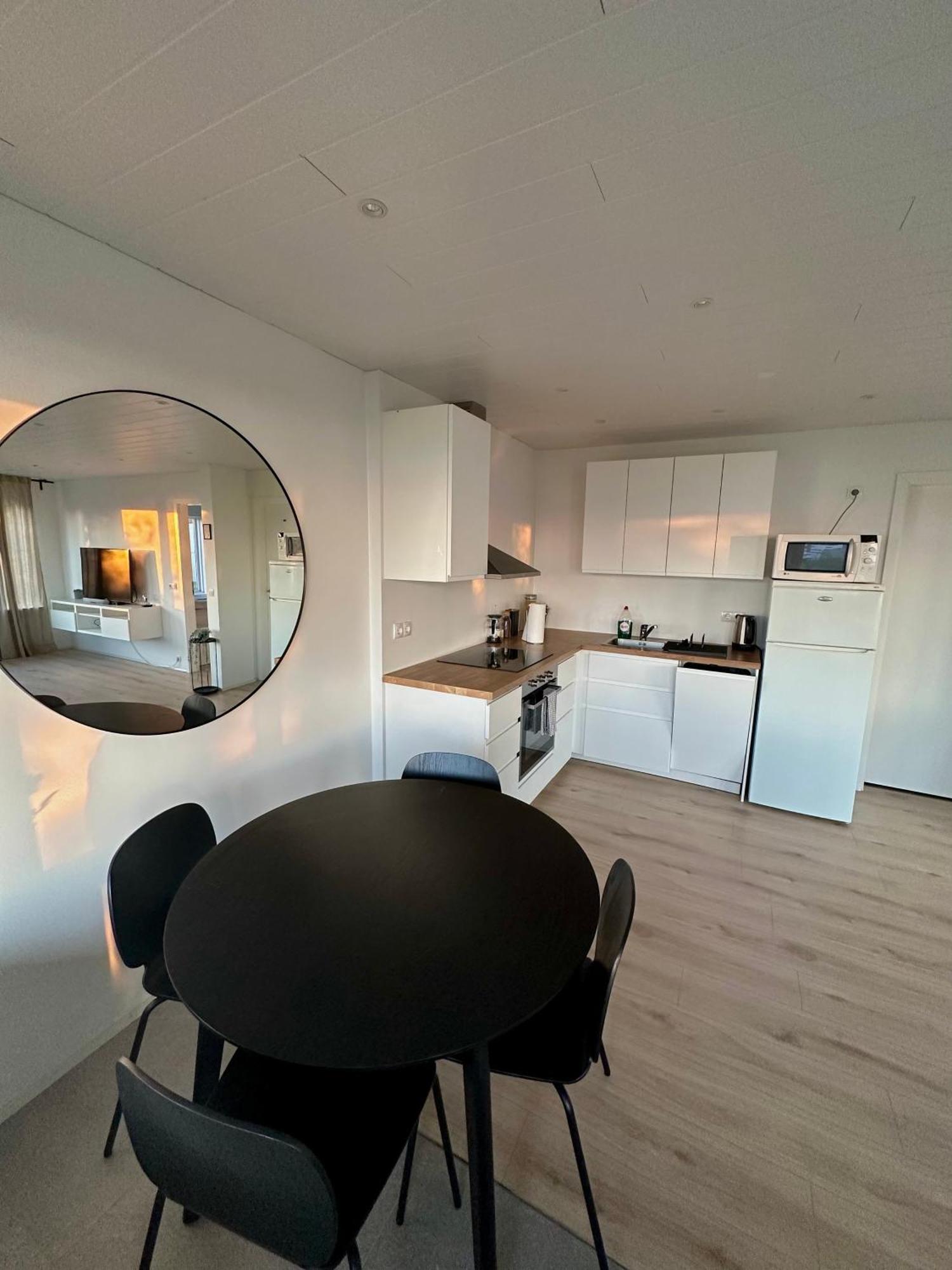 Charming 1-Bedroom Condo With Stunning View Reykjavík Buitenkant foto